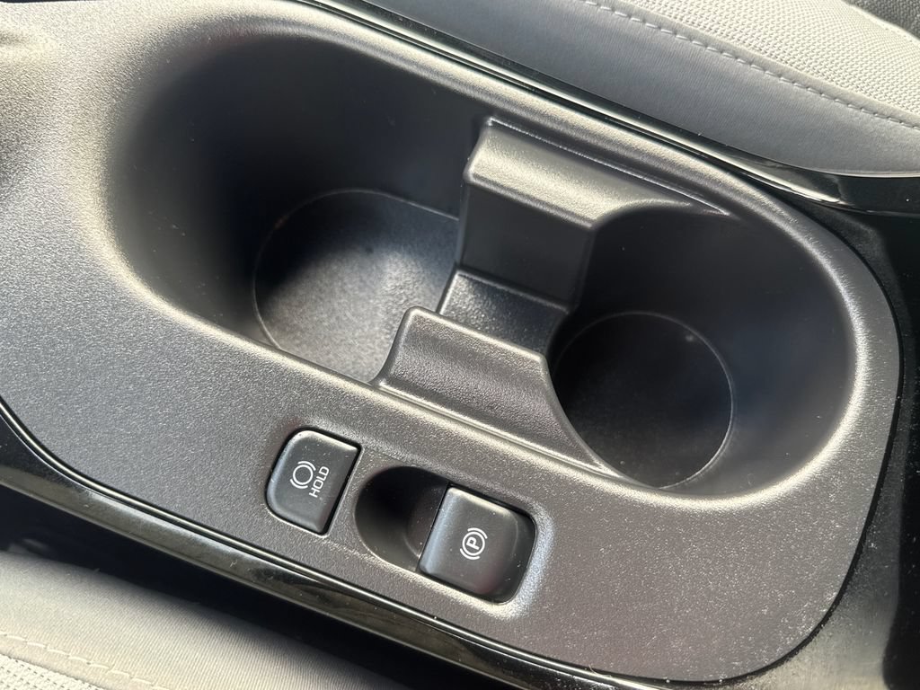 Used 2025 Toyota Corolla Hatchback FWD image 28