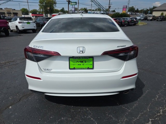 Used 2025 Honda Civic Sport image 5