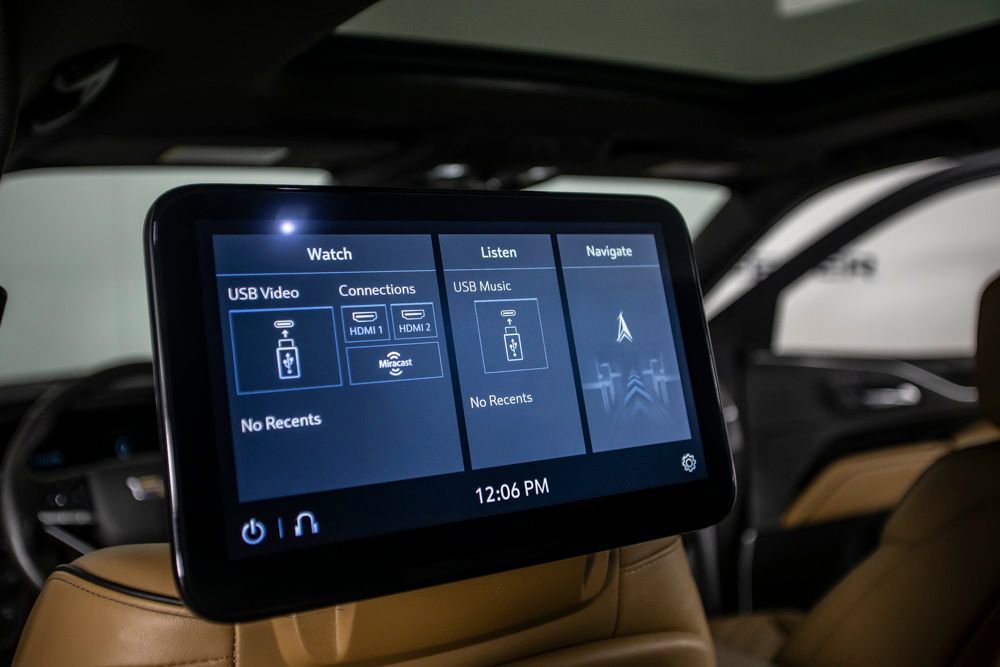 Used 2021 Cadillac Escalade ESV Premium Luxury w/ Driver Assist Tech Package image 44