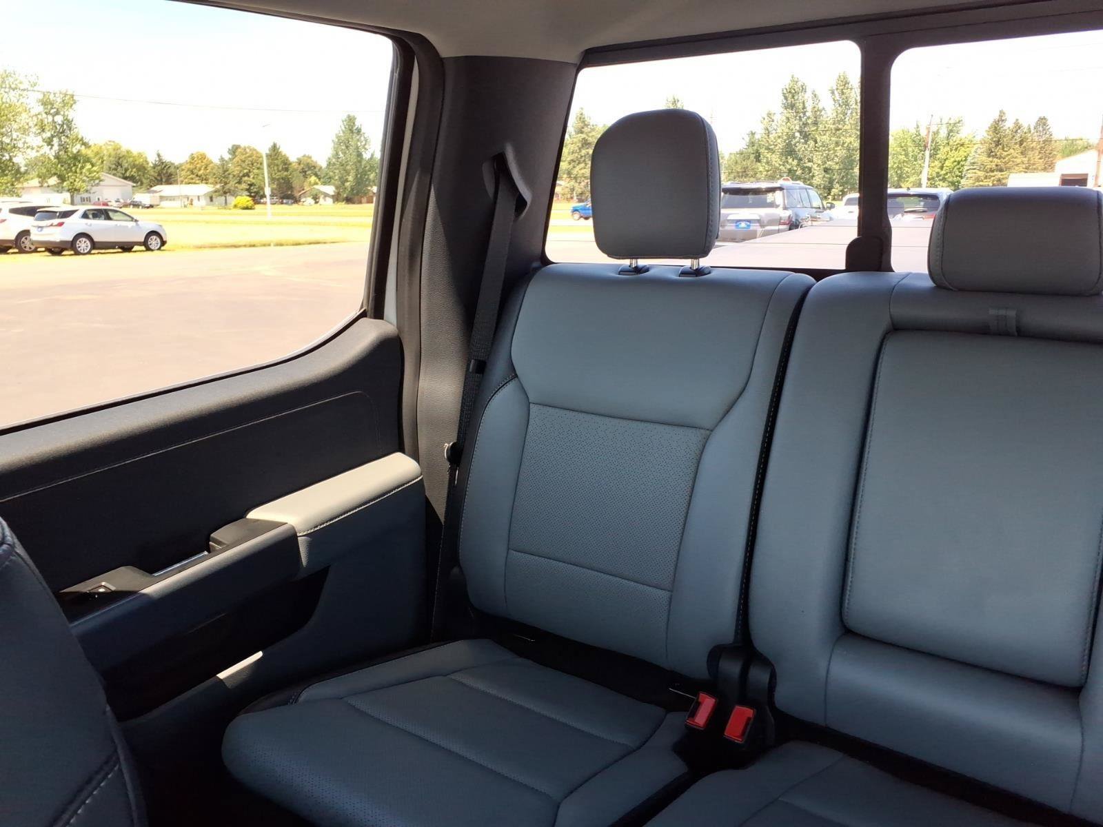 Used 2021 Ford F150 Lariat w/ Max Trailer Tow Package AWD/4WD image 13