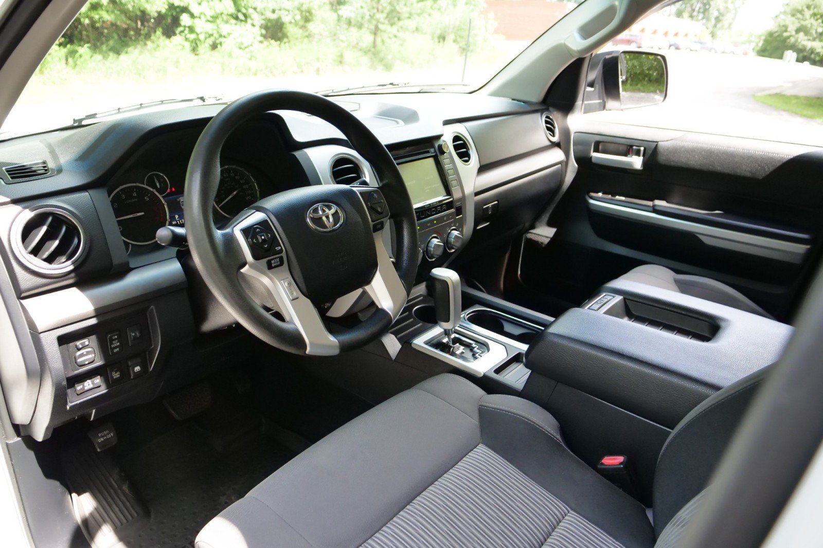 Used 2016 Toyota Tundra SR5 w/ TRD Off Road Package AWD/4WD image 2