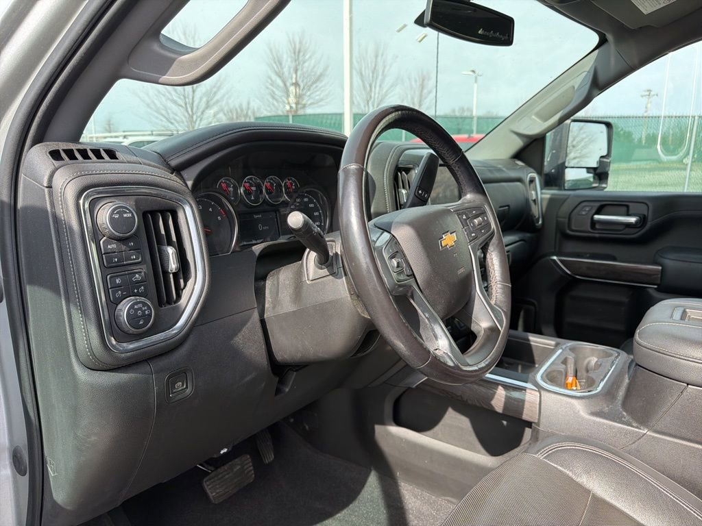 Used 2020 Chevrolet Silverado 2500 LTZ w/ LTZ Plus Package image 11
