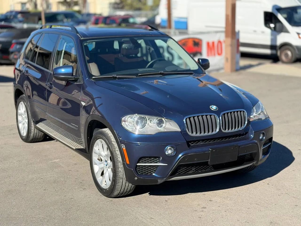 Used 2012 BMW X5 xDrive35i image 2