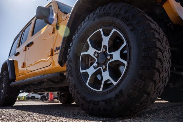 Used 2021 Jeep Wrangler Unlimited Rubicon AWD/4WD image 13