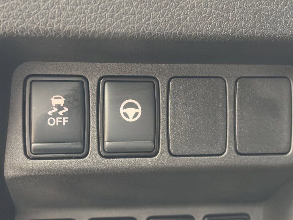 Certified 2022 Nissan Rogue Sport SL w/ Premium Package image 26