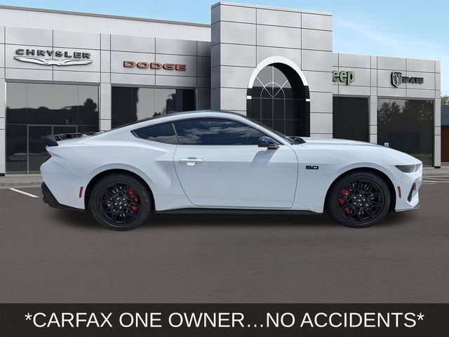 Used 2025 Ford Mustang GT Premium w/ GT Performance Package RWD image 4