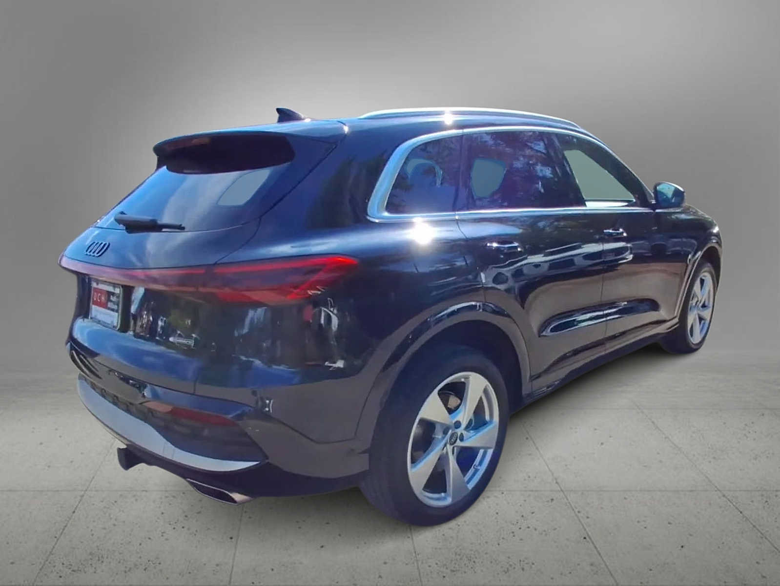 Used 2025 Audi Q5 Premium Plus AWD/4WD image 8