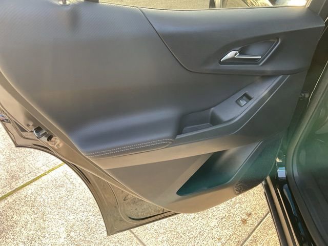 New 2026 Chevrolet Equinox LT image 24