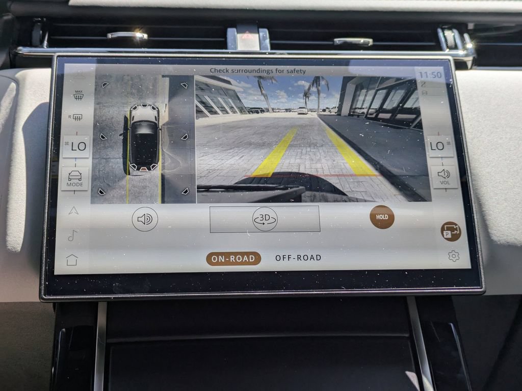 New 2026 Land Rover Range Rover Velar Dynamic SE AWD/4WD image 24