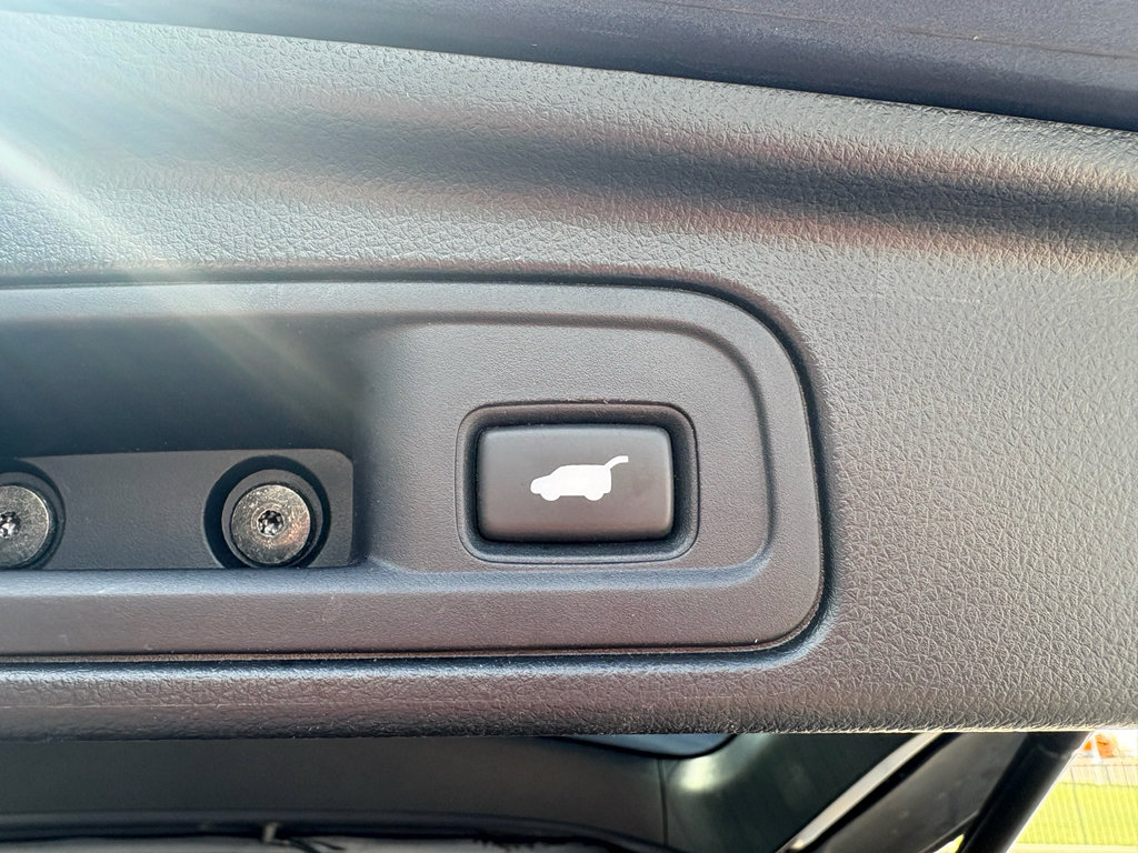 Certified 2022 Honda Pilot Touring image 36