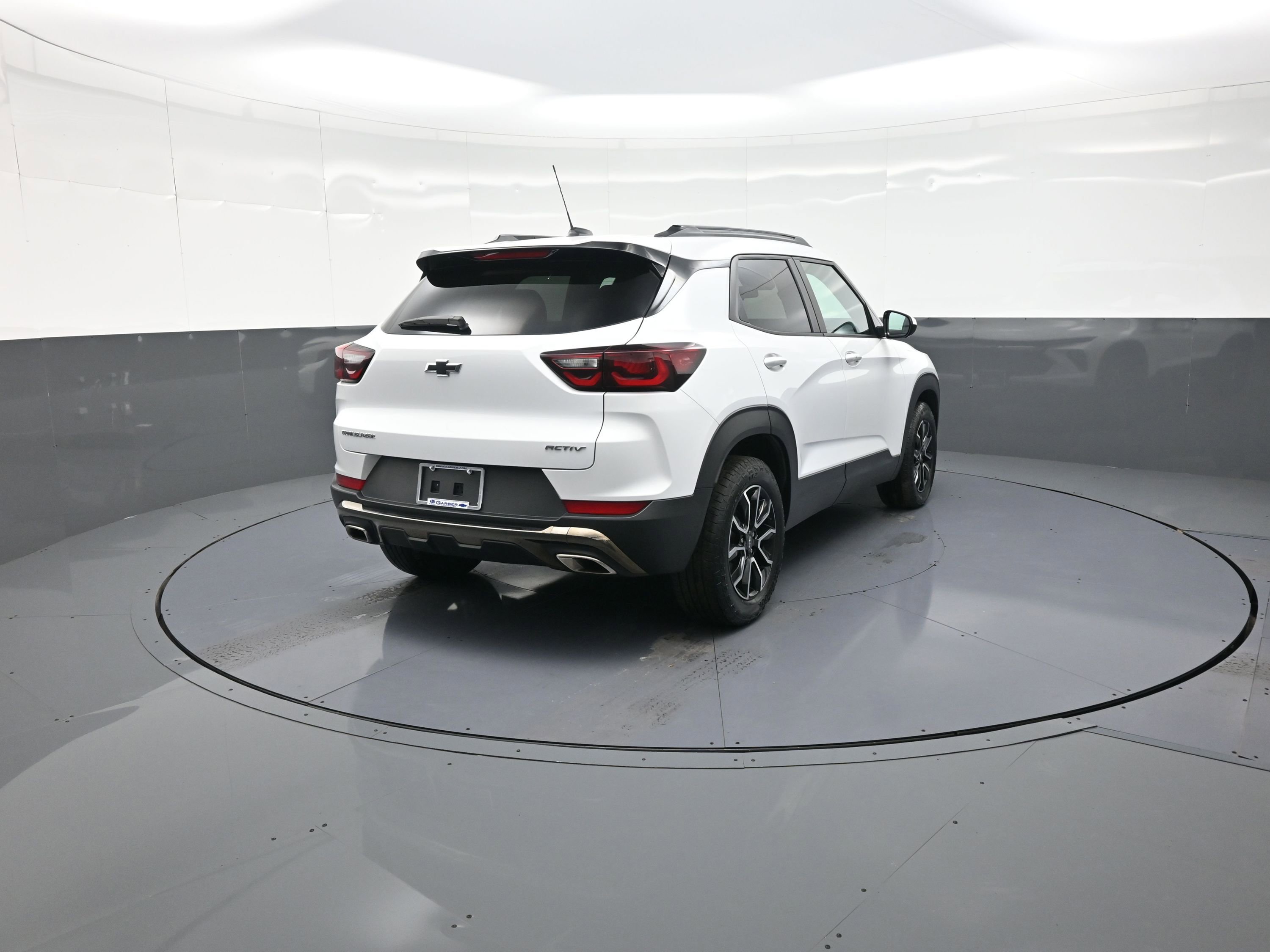 Used 2024 Chevrolet TrailBlazer ACTIV image 3