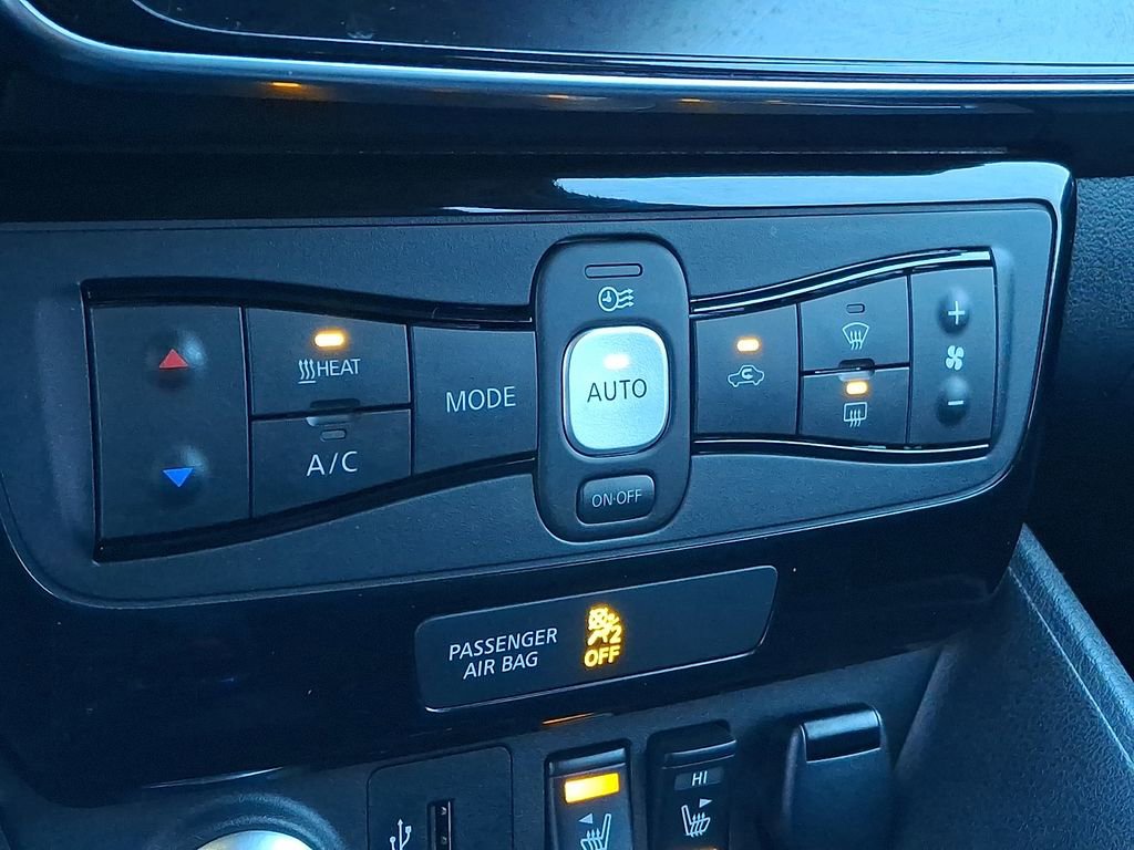 Used 2019 Nissan Leaf SL w/ SL Technology Package image 14