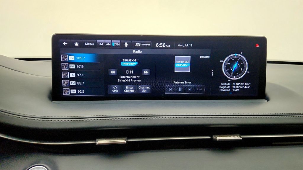 Used 2025 Genesis GV70 3.5T Sport w/ Sport Advanced Package AWD/4WD image 19
