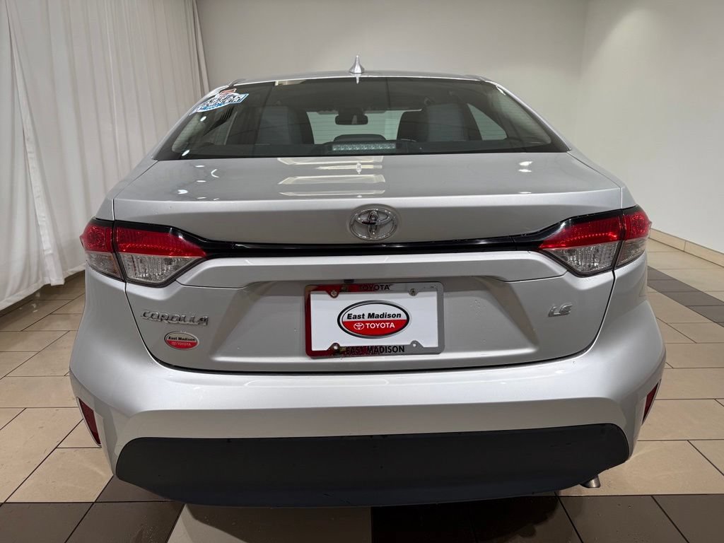 Certified 2024 Toyota Corolla LE FWD image 4