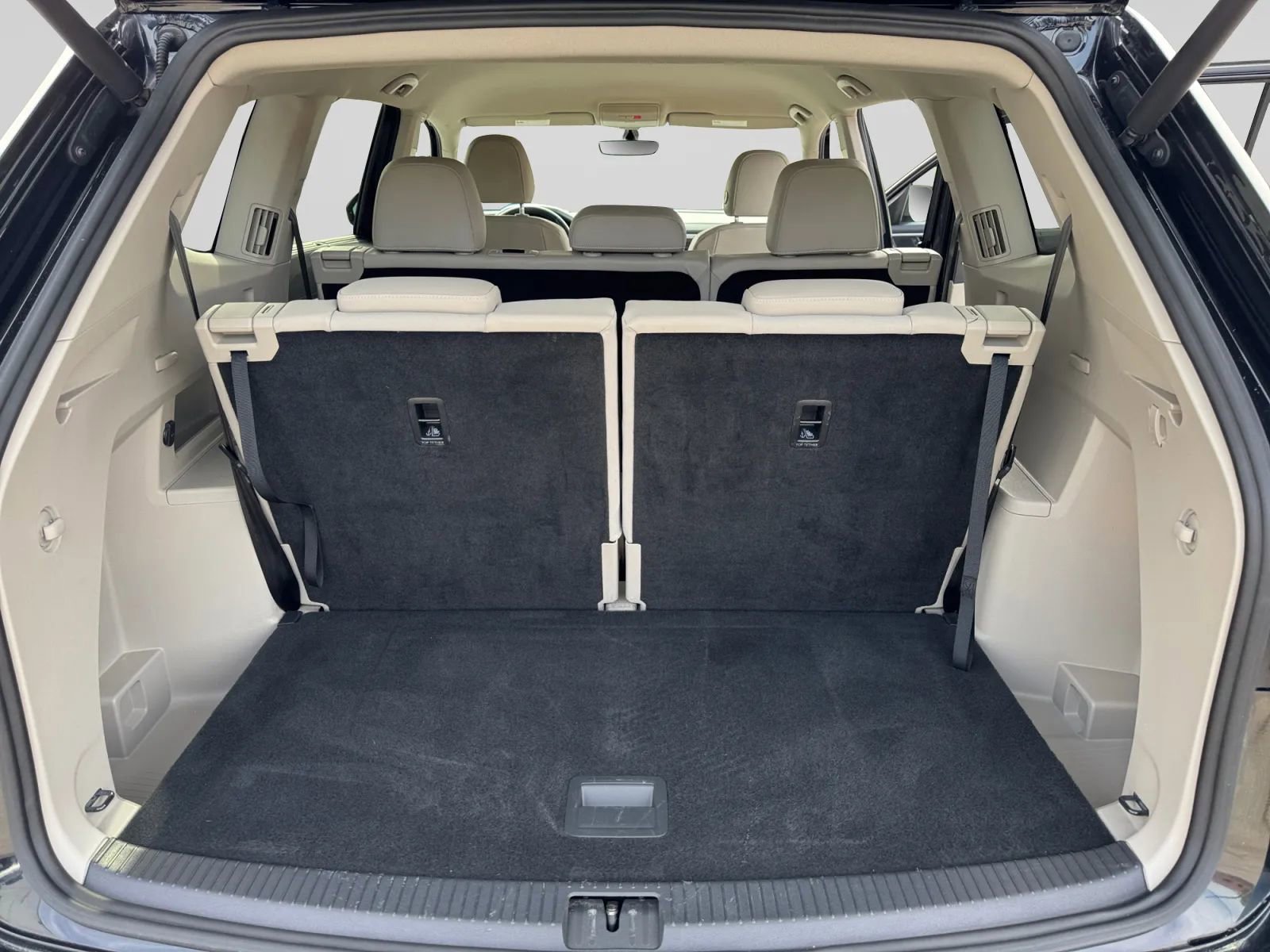 Used 2021 Volkswagen Atlas SE image 29