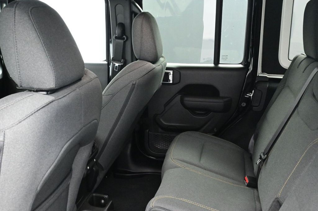 Used 2024 Jeep Wrangler Unlimited Sport AWD/4WD image 33