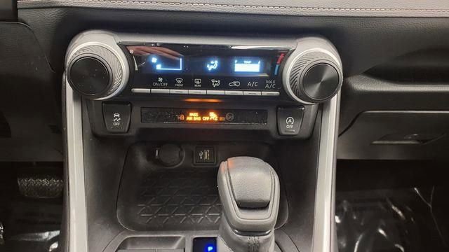 Used 2025 Toyota RAV4 LE image 25