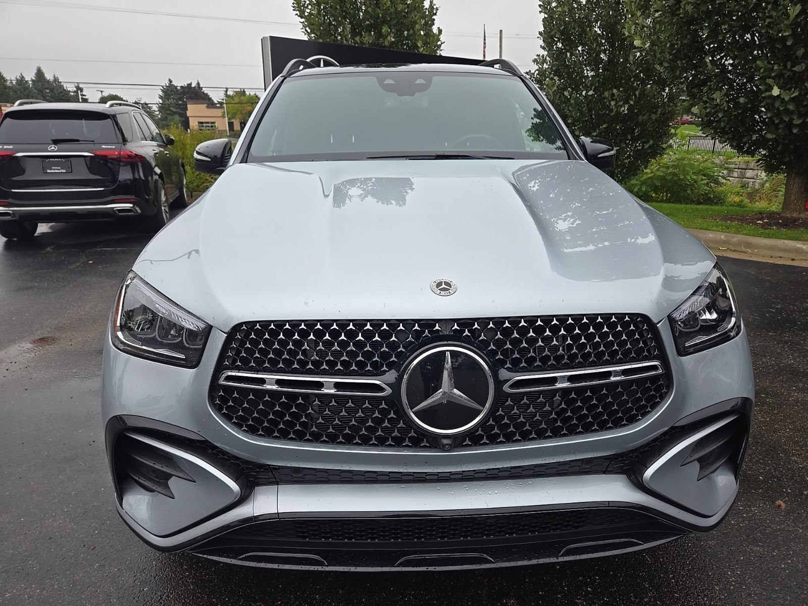 Used 2025 Mercedes-Benz GLE 450e 4MATIC image 8