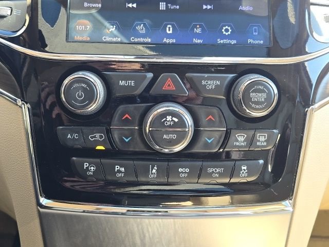 Used 2020 Jeep Grand Cherokee Overland image 20