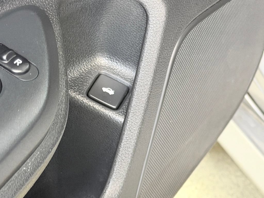 Used 2016 Honda Civic Touring image 13