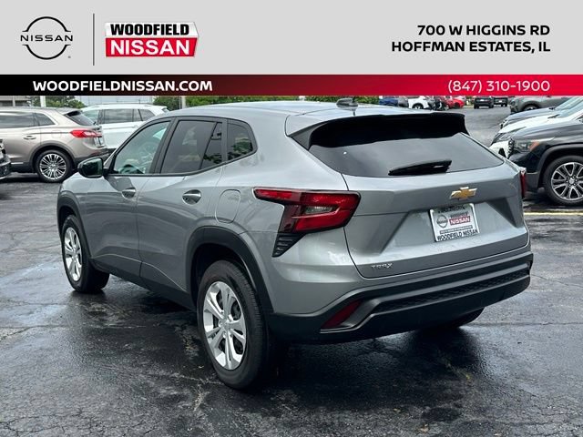 Used 2024 Chevrolet Trax LS FWD image 6