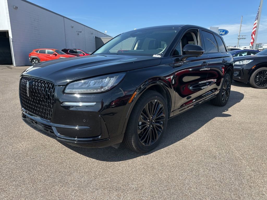 Used 2024 Lincoln Corsair AWD w/ Equipment Group 101A image 19