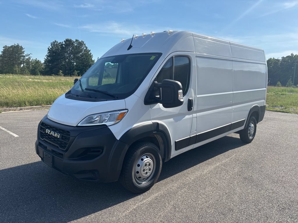 Used 2023 RAM ProMaster 2500 FWD image 3
