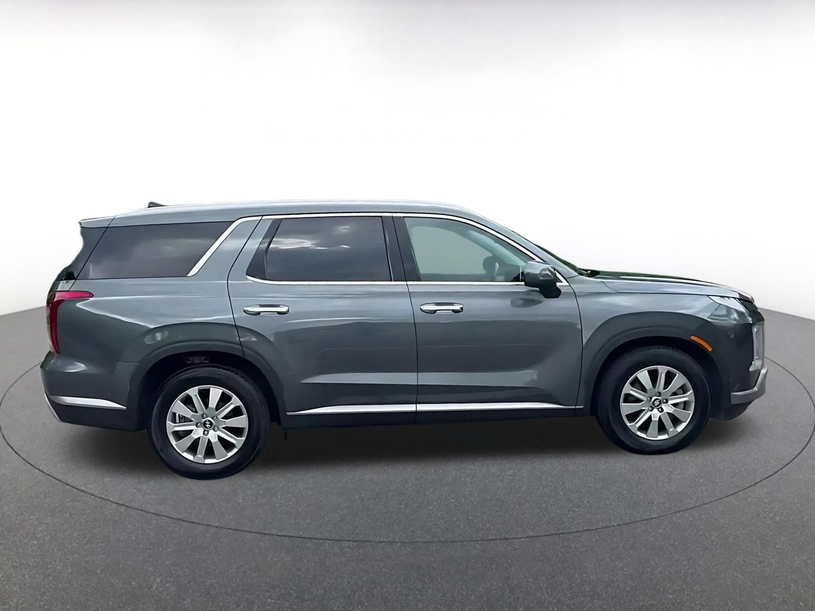 Used 2025 Hyundai Palisade SEL FWD image 15