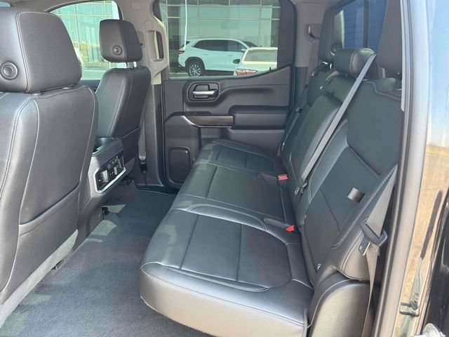 Used 2019 GMC Sierra 1500 SLT w/ SLT Premium Plus Package RWD image 18