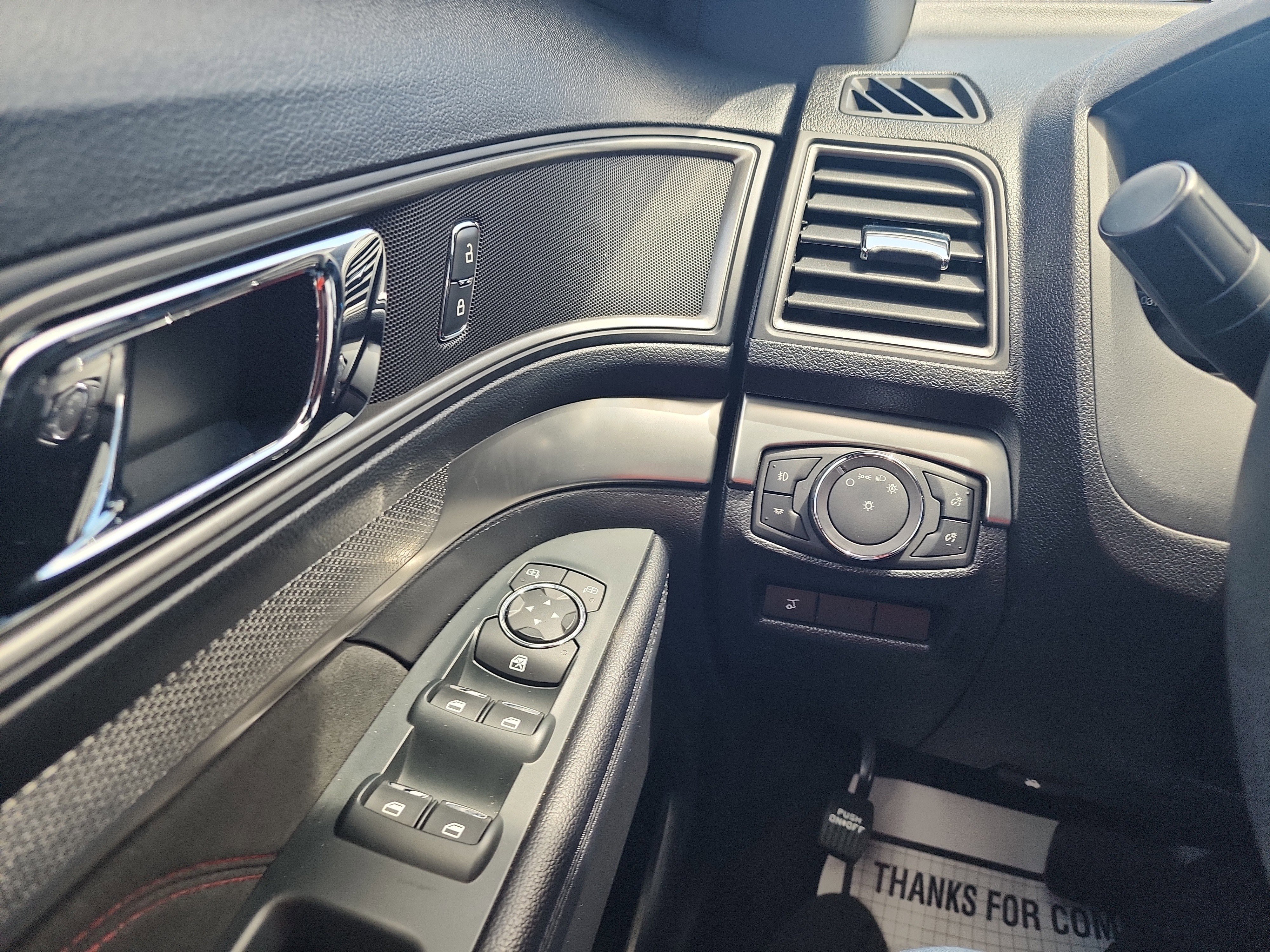 Certified 2018 Ford Explorer XLT w/ Equipment Group 202A image 29