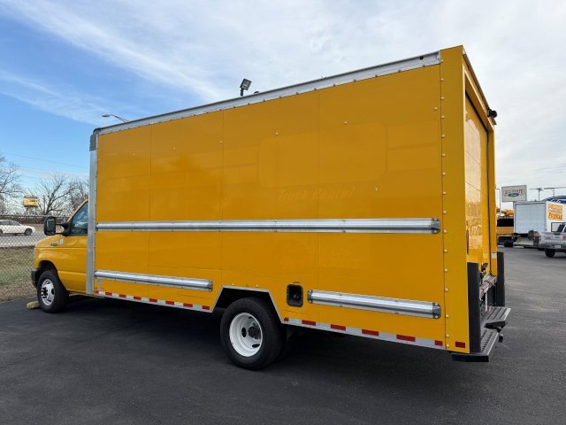 Used 2022 Ford E-350 and Econoline 350 Super Duty RWD image 4