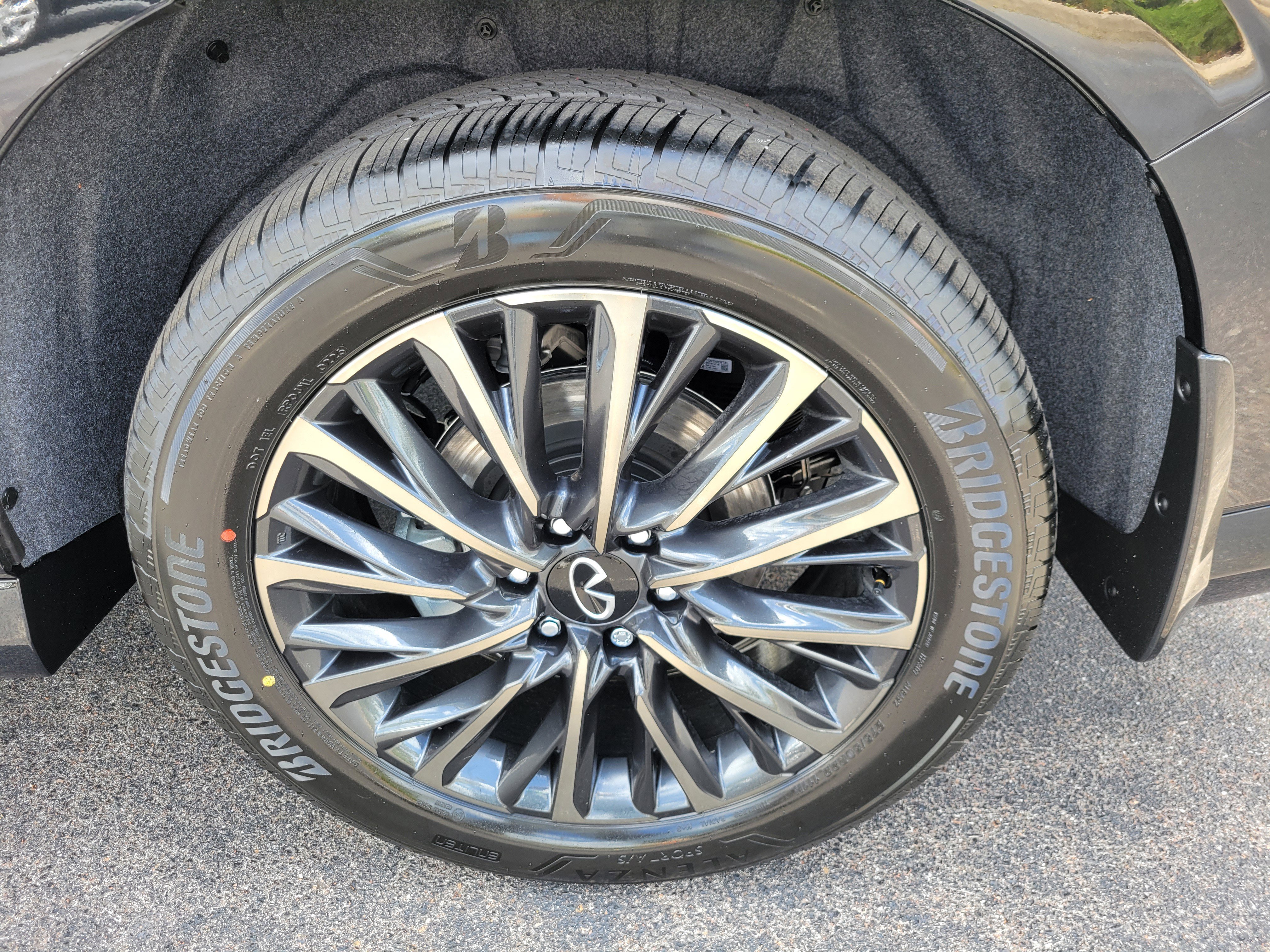 New 2026 INFINITI QX80 Autograph AWD/4WD image 36