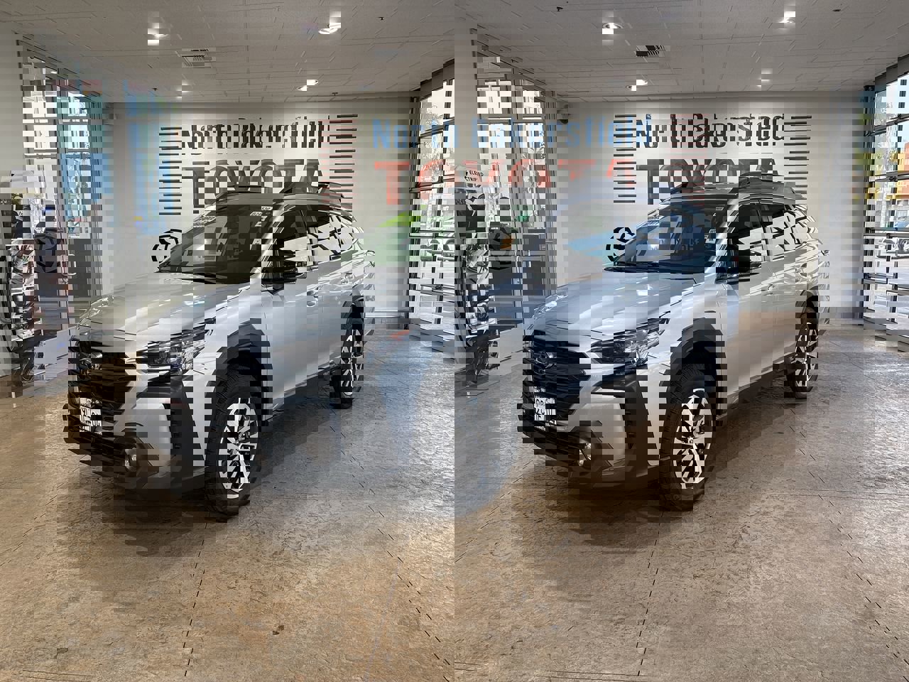 Used 2024 Subaru Outback Premium image 1