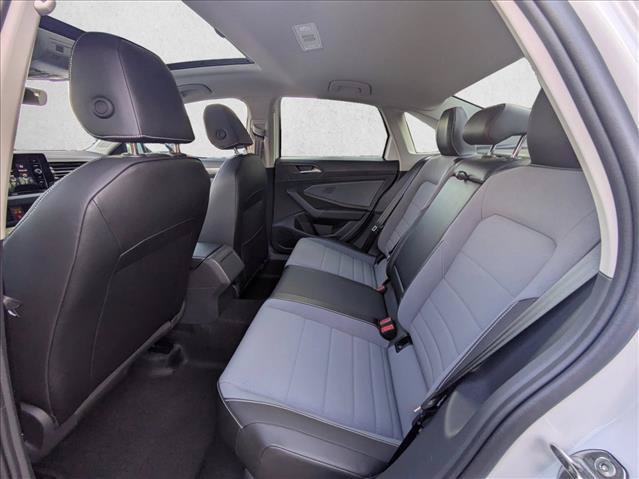 New 2026 Volkswagen Jetta SE FWD image 18