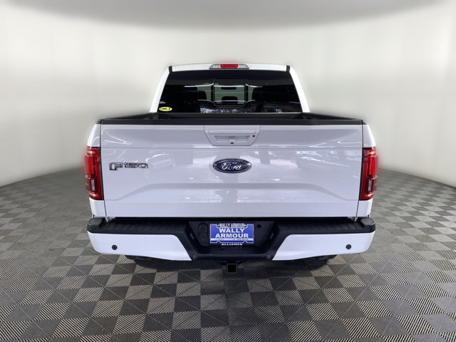 Used 2015 Ford F150 Lariat w/ Equipment Group 502A Luxury AWD/4WD image 9