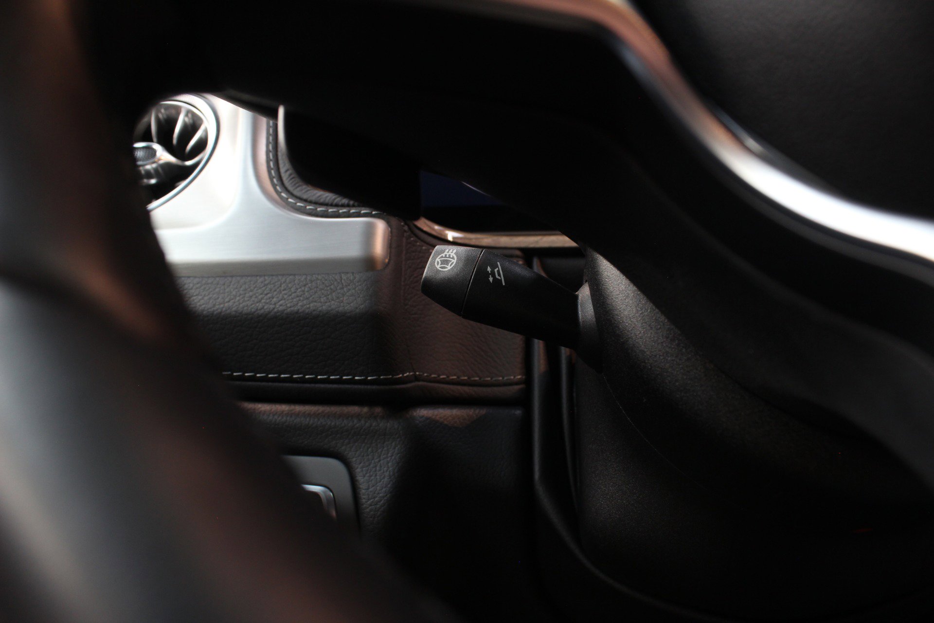 Used 2022 Mercedes-Benz G 550 w/ Exclusive Interior Package image 63