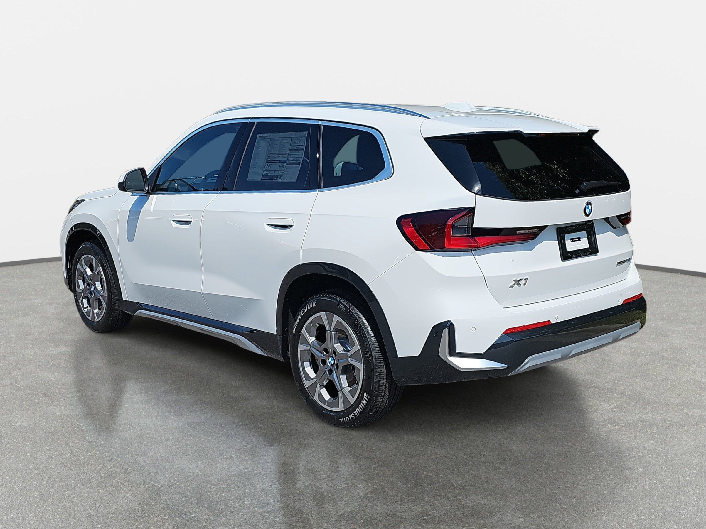 New 2026 BMW X1 xDrive28i w/ Technology Package image 7