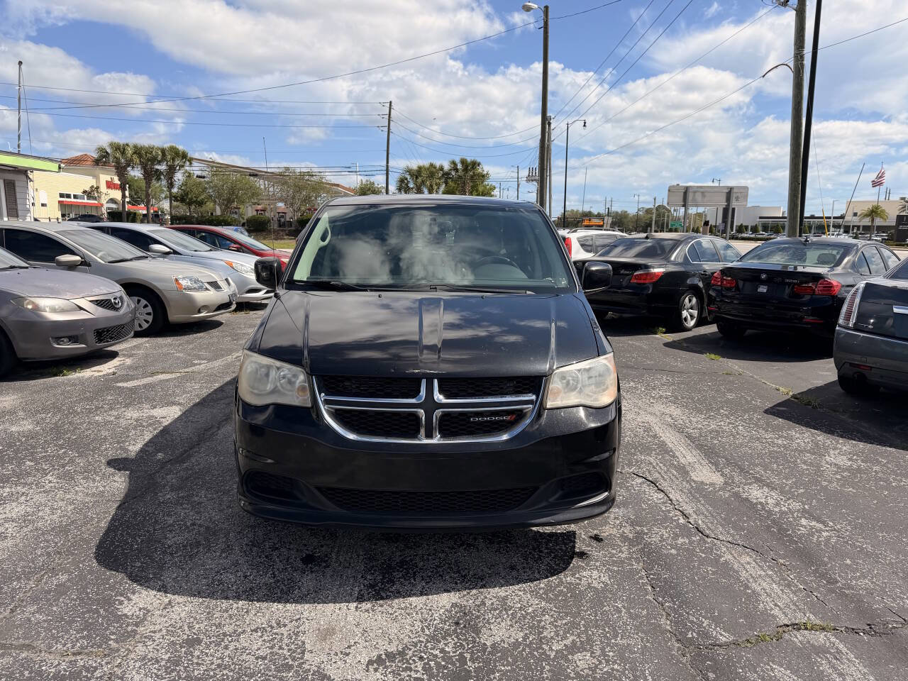 Used 2012 Dodge Grand Caravan SE FWD image 1