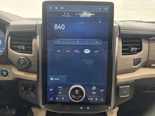 Used 2023 Ford Expedition Max Limited image 17