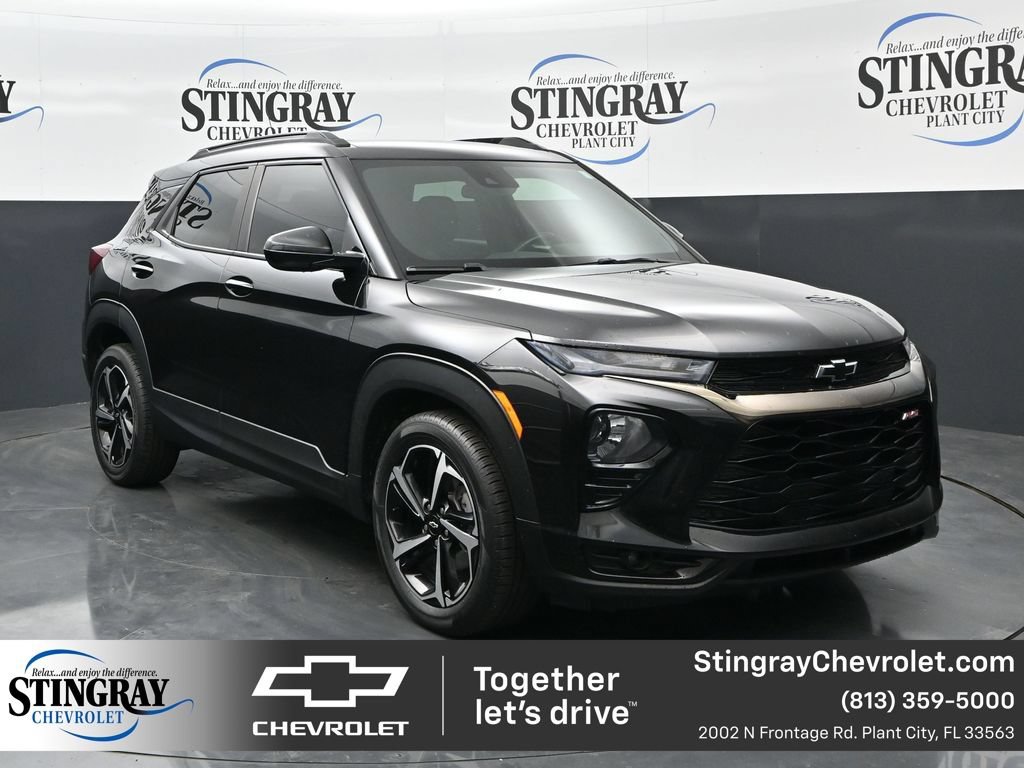 Certified 2023 Chevrolet TrailBlazer RS FWD image 1