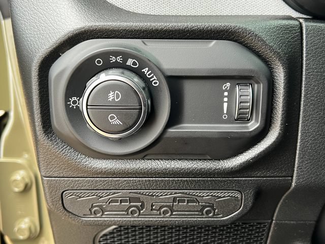 New 2026 Jeep Gladiator Sport AWD/4WD image 16