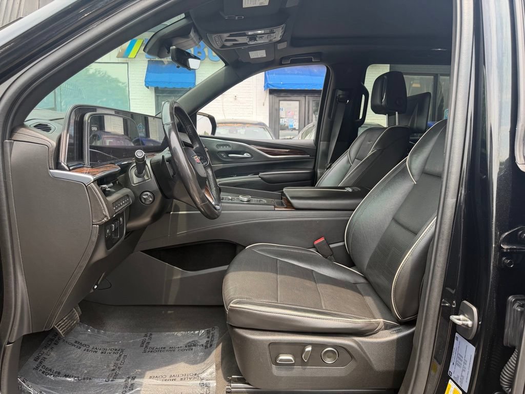 Used 2021 Cadillac Escalade Premium Luxury w/ Driver Assist Tech Package AWD/4WD image 9