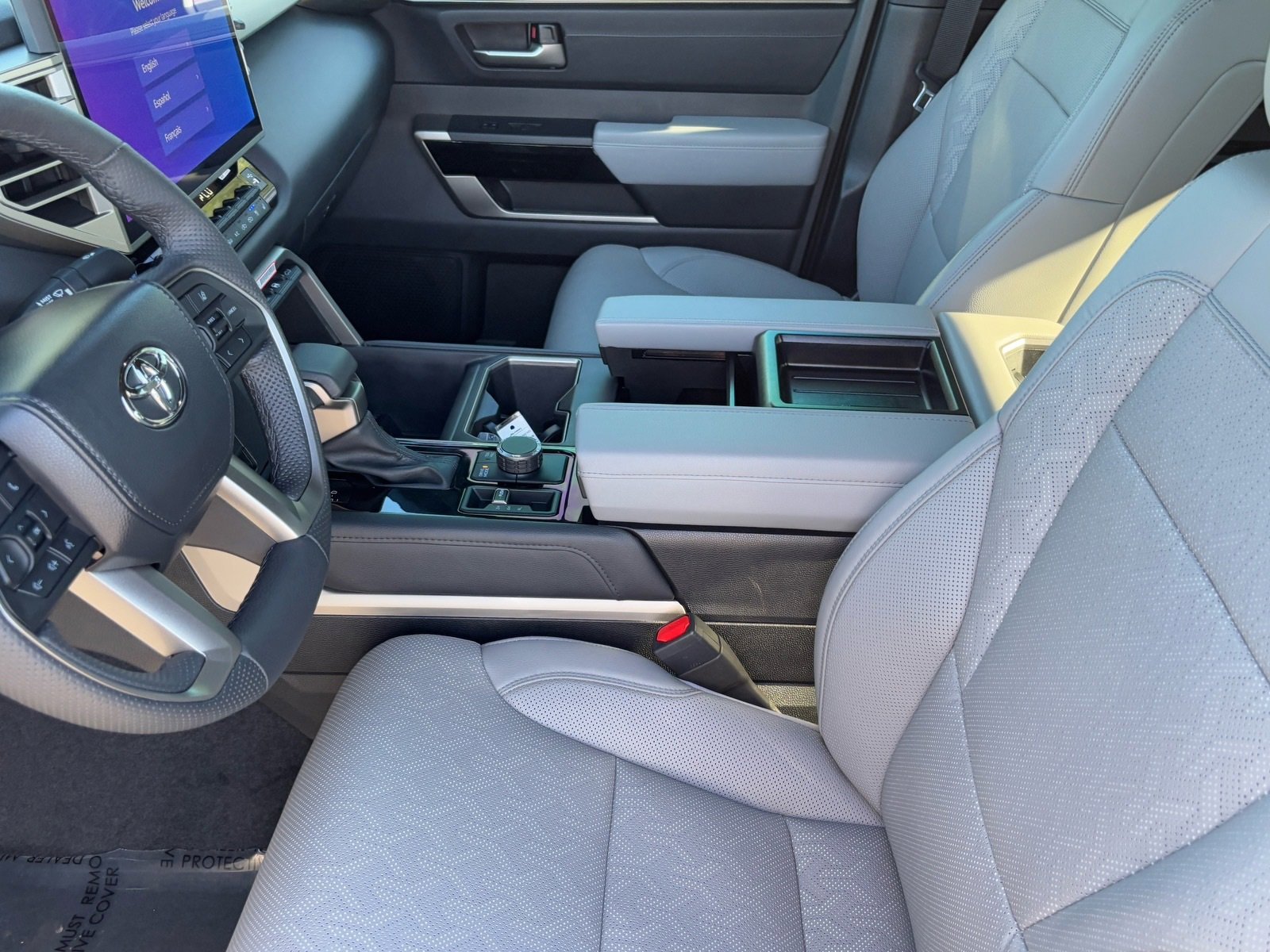 Used 2025 Toyota Tundra Limited image 19