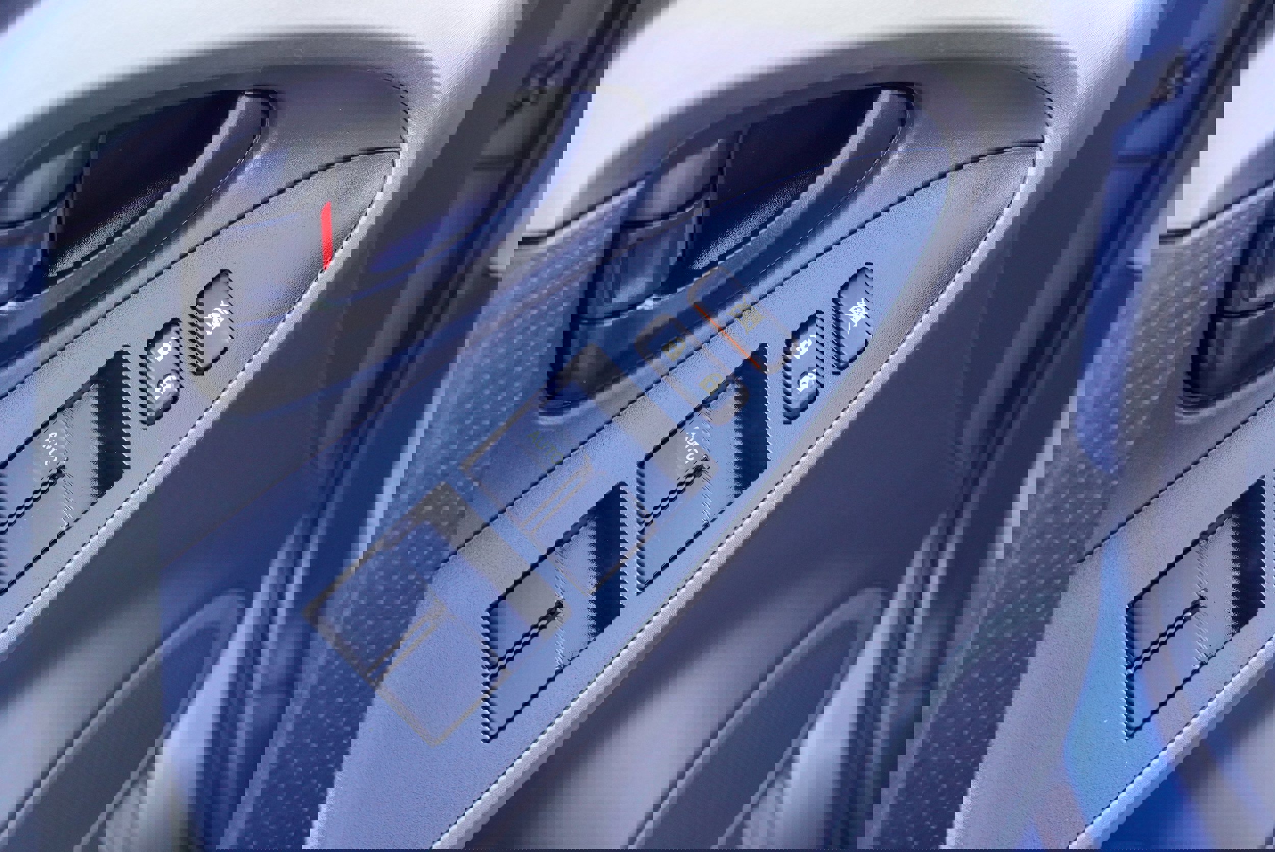 Used 2012 Toyota RAV4 4WD image 19