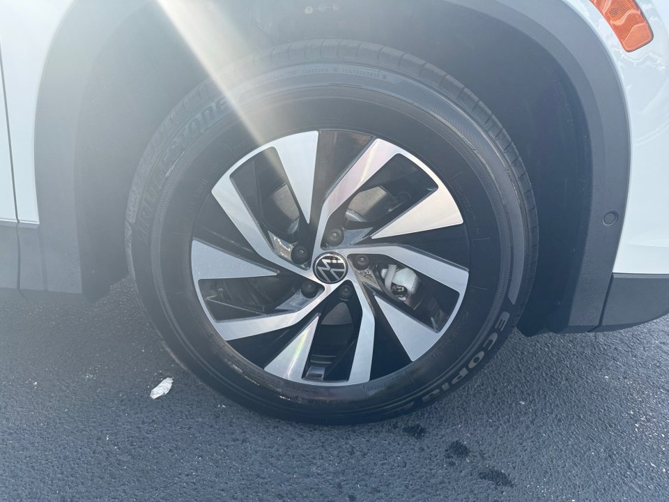New 2026 Volkswagen Tiguan S FWD image 25