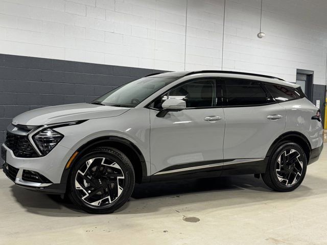 Used 2025 Kia Sportage SX AWD/4WD image 6