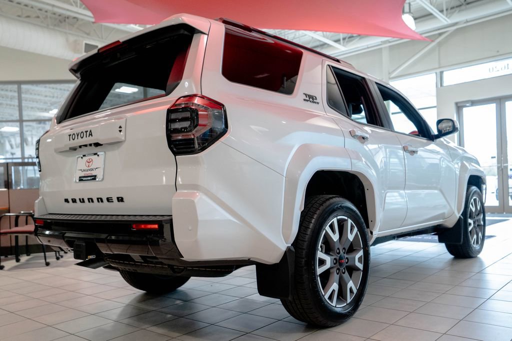New 2026 Toyota 4Runner TRD Sport AWD/4WD image 5