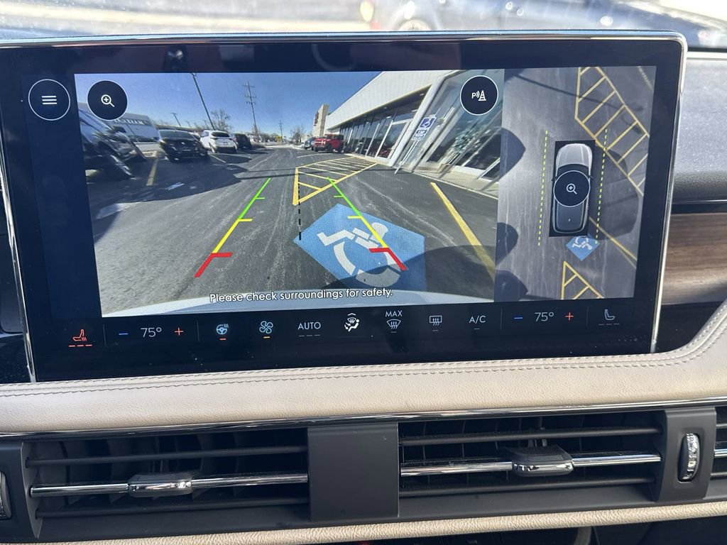 Used 2025 Lincoln Corsair Grand Touring w/ Equipment Group 302A image 24