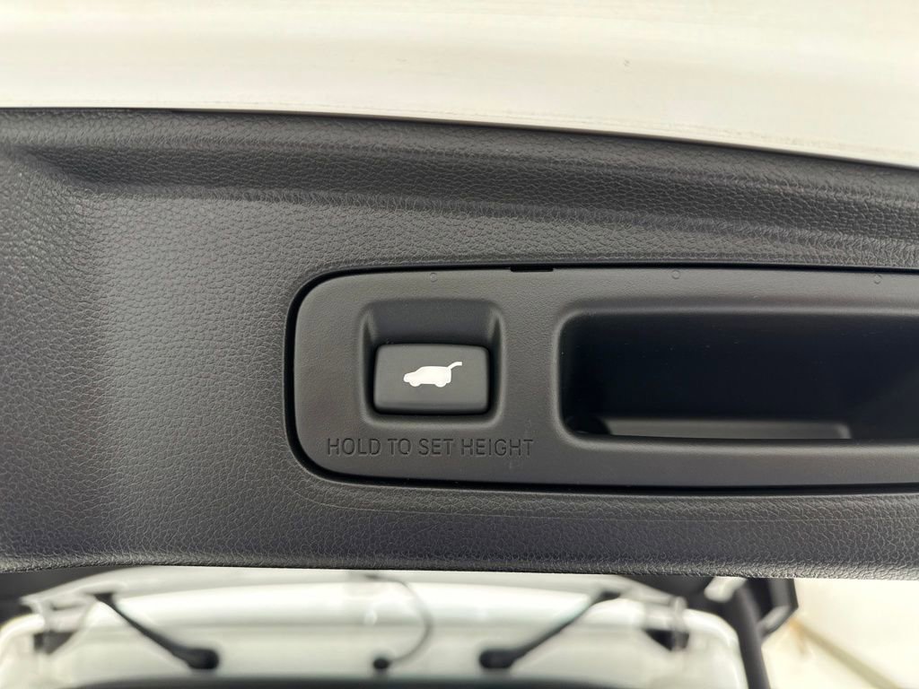 Used 2023 Honda CR-V EX-L image 13