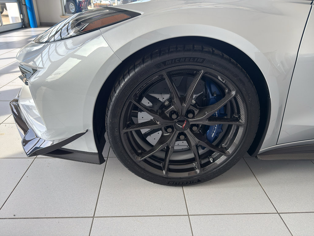 New 2026 Chevrolet Corvette ZR1 w/ ZR1 Carbon Fiber Aero Package image 35